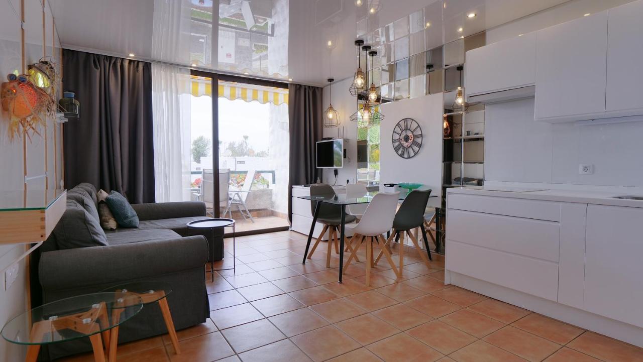 Life 365 Playa de las Americas (Tenerife)